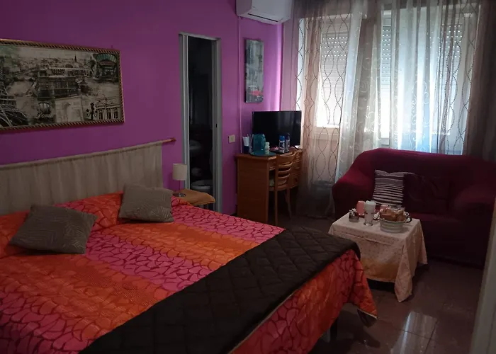 Cosmopolitan B&B